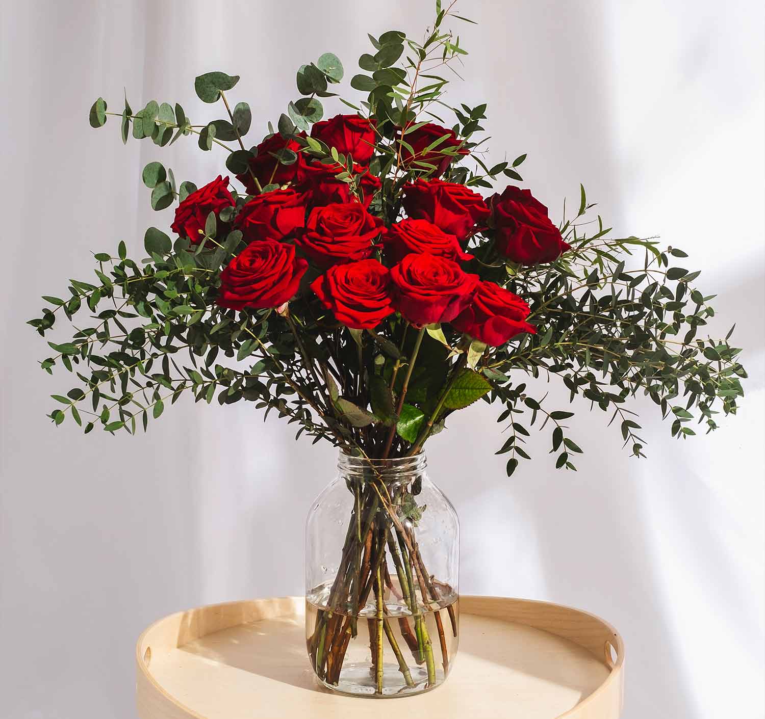 The Ultimate Choice for Premium Red Rose Flower Delivery in the UK ...